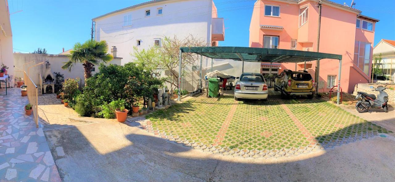 Roko Apartment House Primosten Exterior photo